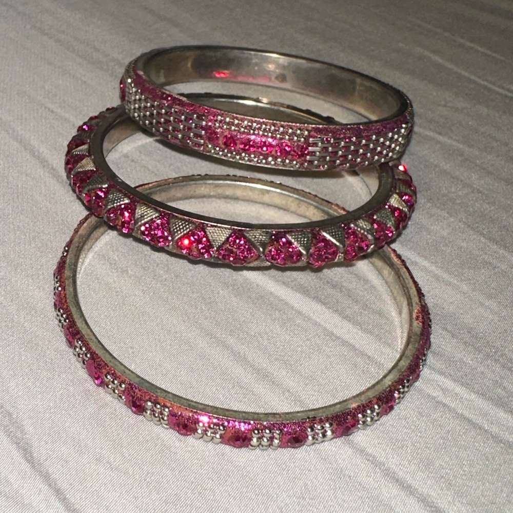 Fun Pink glitter and gem bangles!